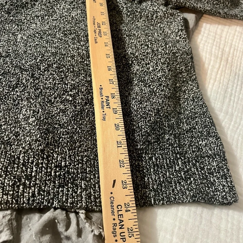 Michael Kors Elegant Black and White Sweater - Medium